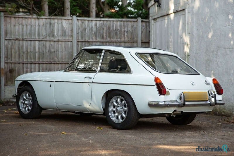 1972' MG MGB photo #4