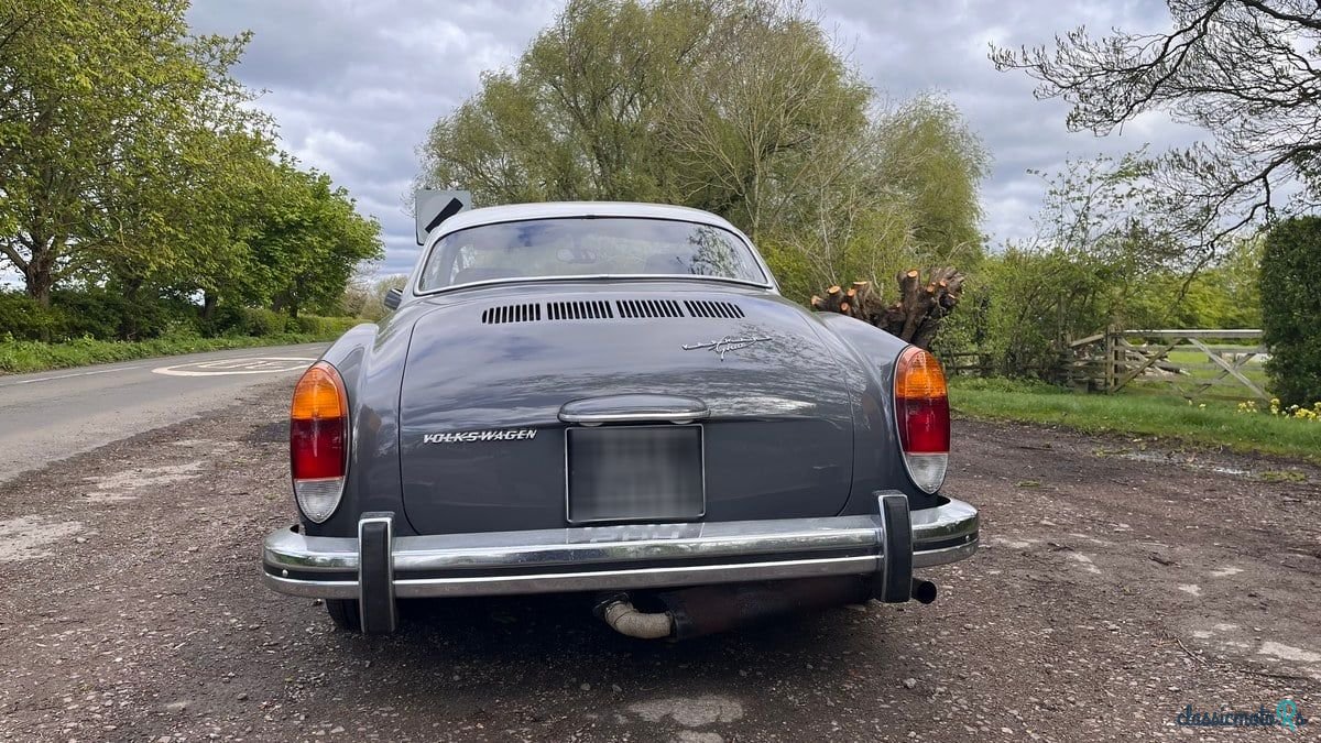 1974' Volkswagen Karmann Ghia photo #5