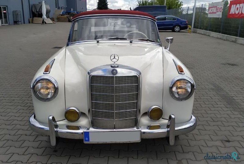 1957' Mercedes-Benz 220 S photo #2