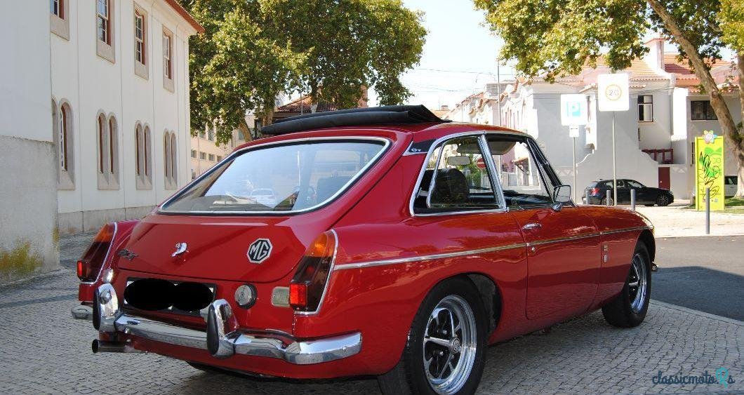 1972' MG MGB Gt photo #2