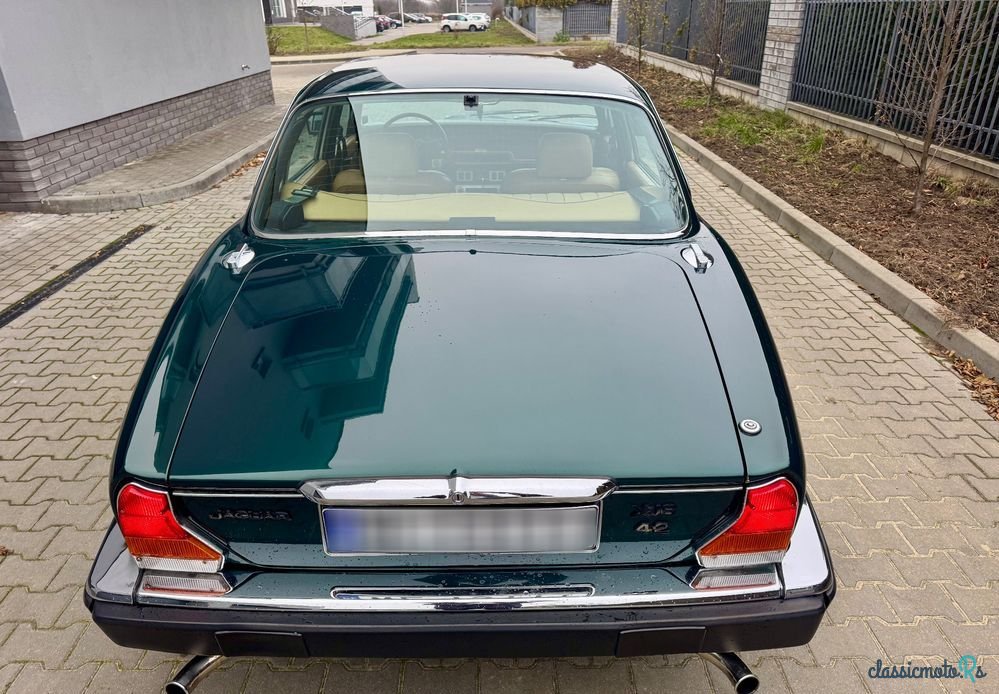 1980' Jaguar XJ photo #5