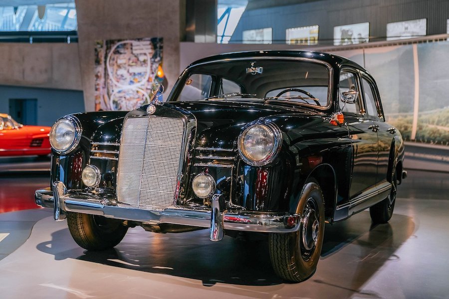 Mercedes-Benz 180 Pioneered The Idea Of Camouflaged Prototypes