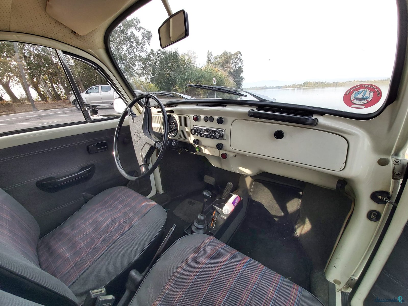 1972' Volkswagen Beetle photo #1