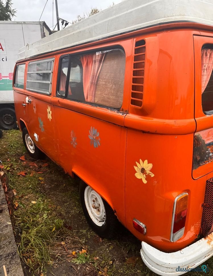 1974' Volkswagen Transporter photo #2