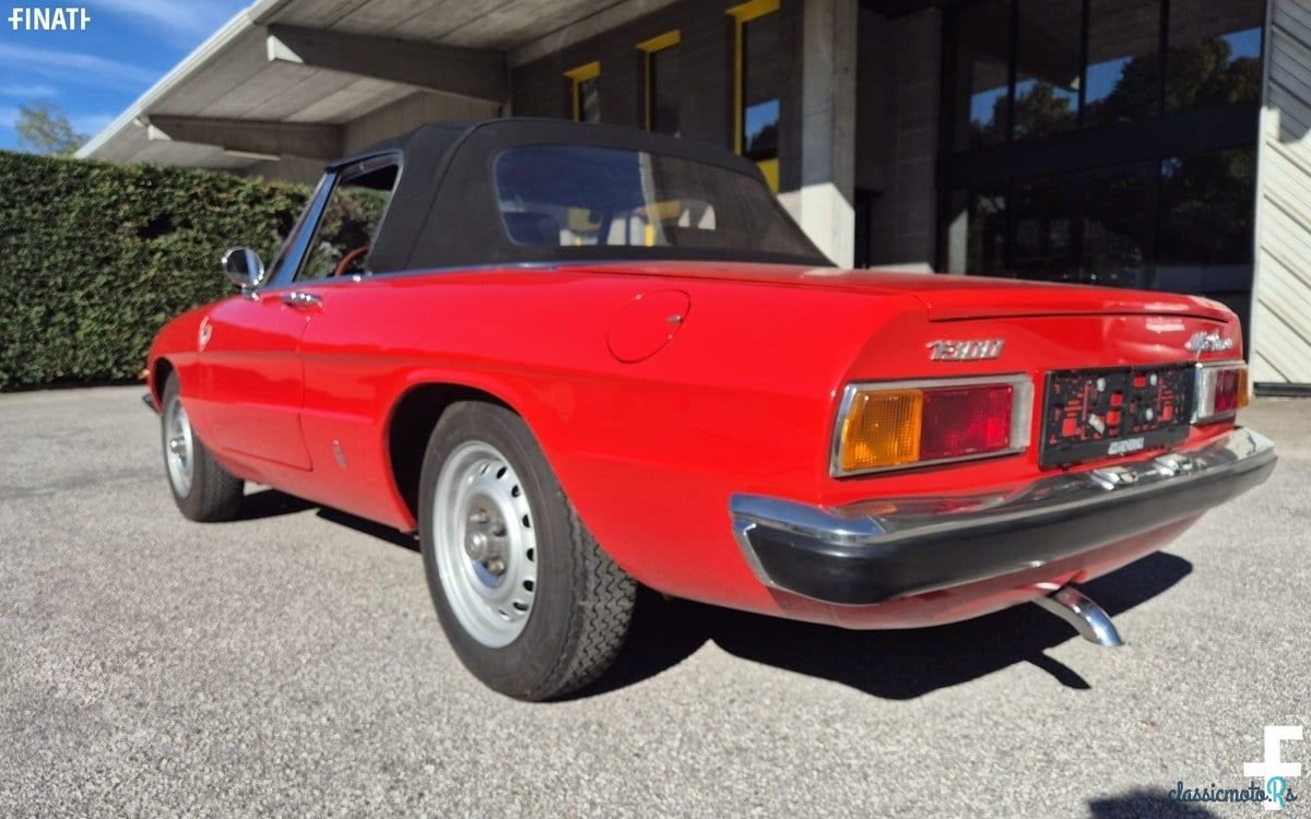 1975' Alfa Romeo Spider photo #4