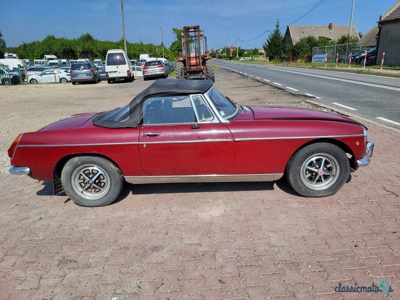 1973' MG MGB photo #4