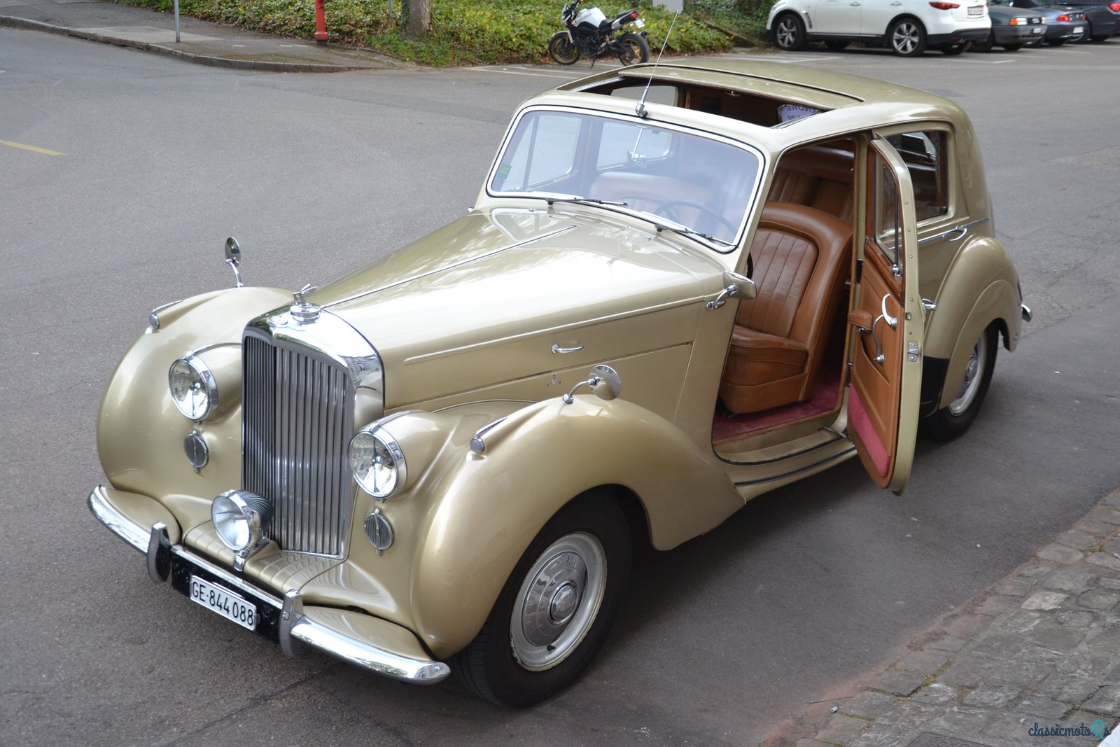 1949' Bentley Mark VI photo #1