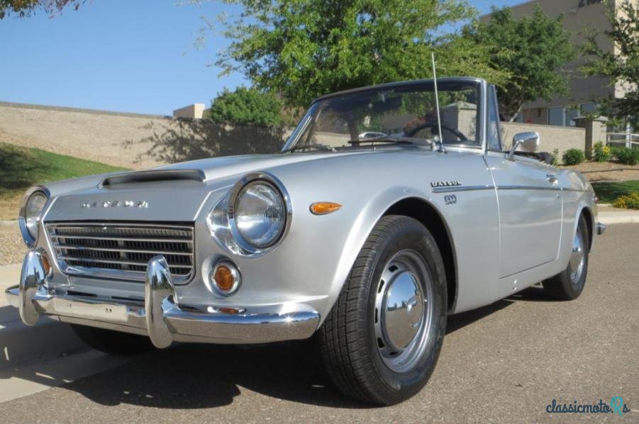 1970' Datsun Fairlady photo #3