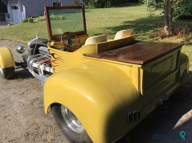 1923' Ford Model T photo #1