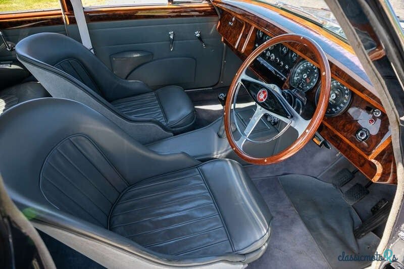 1963' Jaguar Mark 2 photo #2