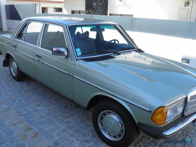 1979' Mercedes-Benz 300 photo #2