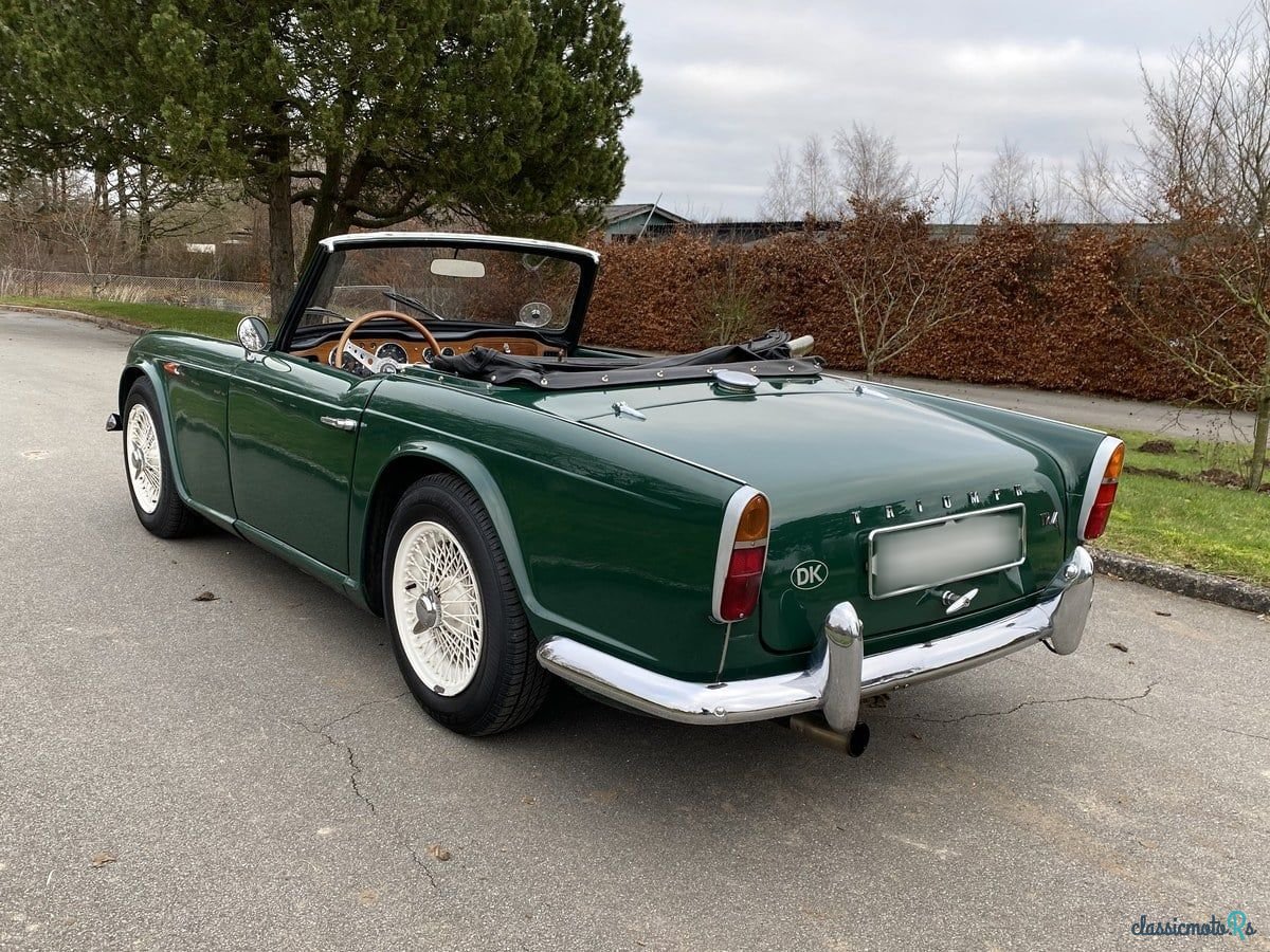 1964' Triumph TR4 photo #4