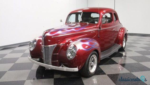 1940' Ford photo #1