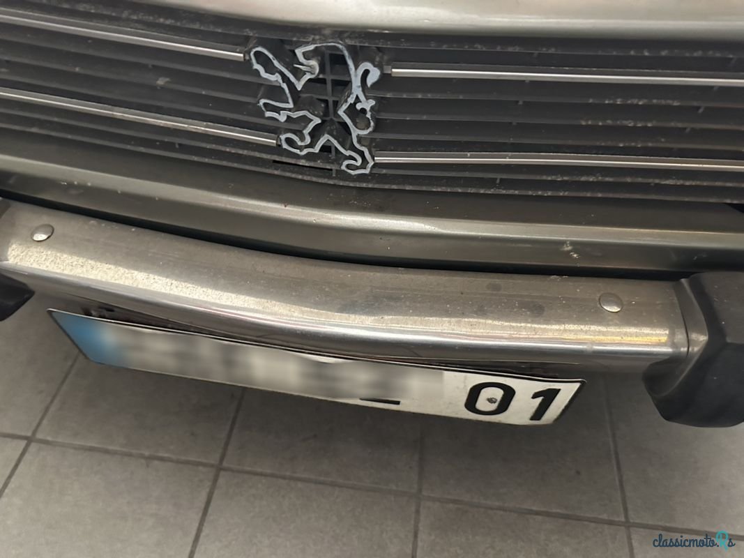 1972' Peugeot 504 Break photo #2