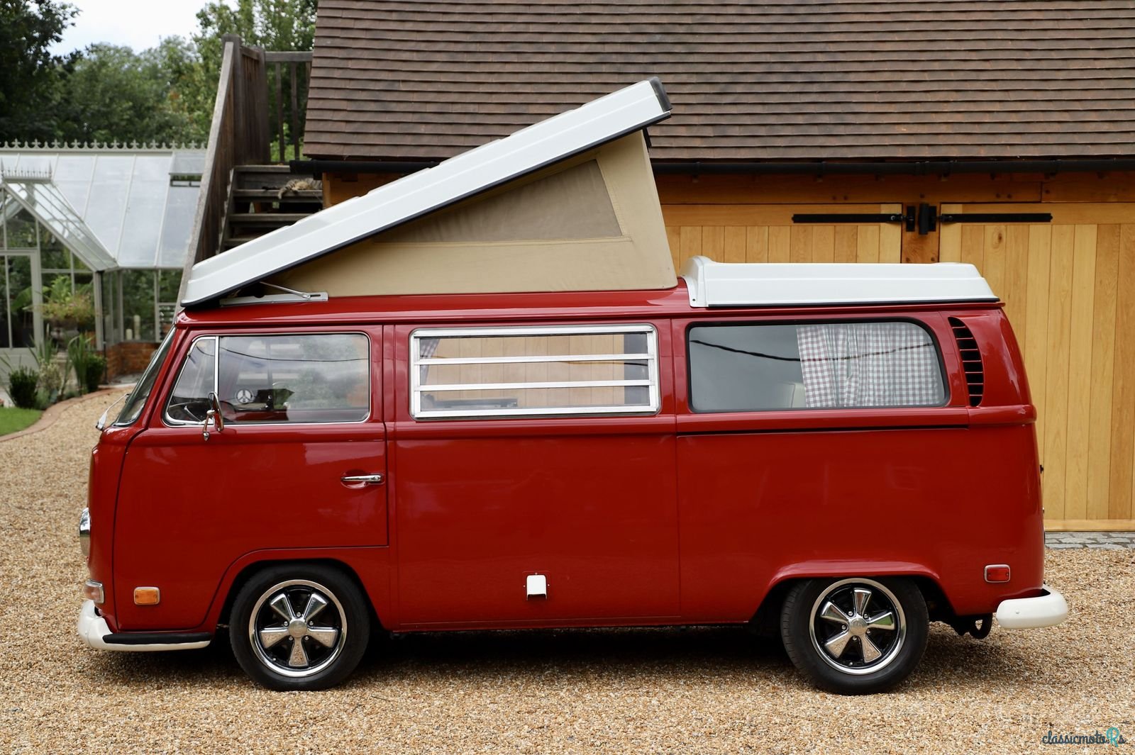 1970' Volkswagen T2 photo #2