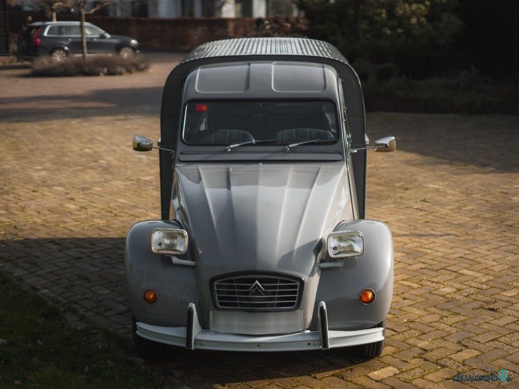 1974' Citroen 2CV photo #5