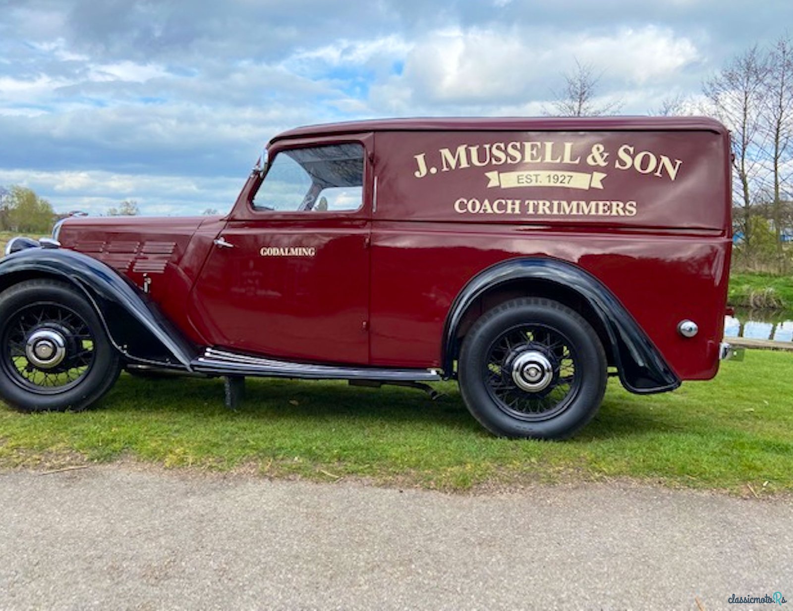 1935' Morris 10 Panel Van photo #6
