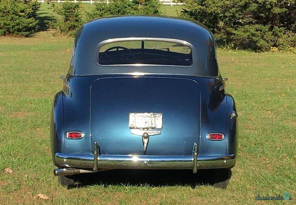 1941' Chevrolet Sedan photo #1