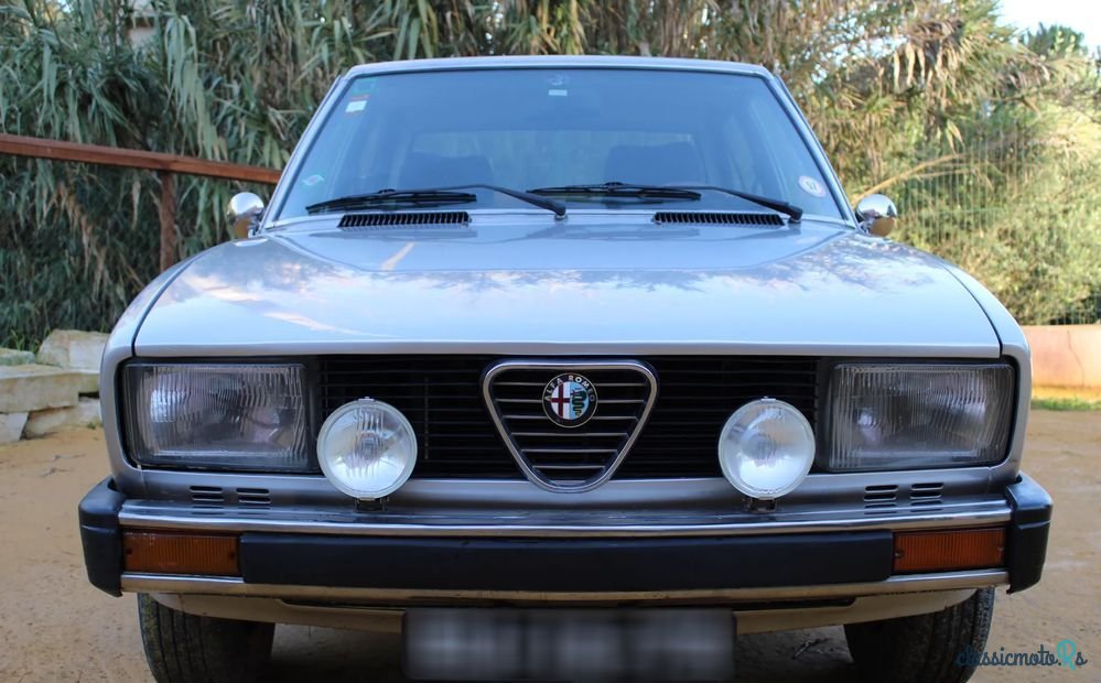 1980' Alfa Romeo Alfetta photo #2
