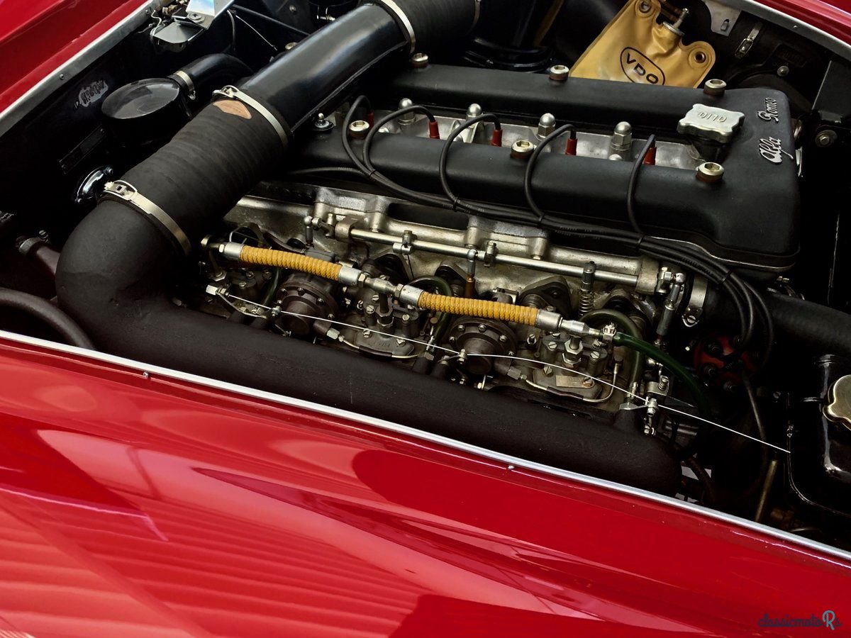 1964' Alfa Romeo 2600 photo #4