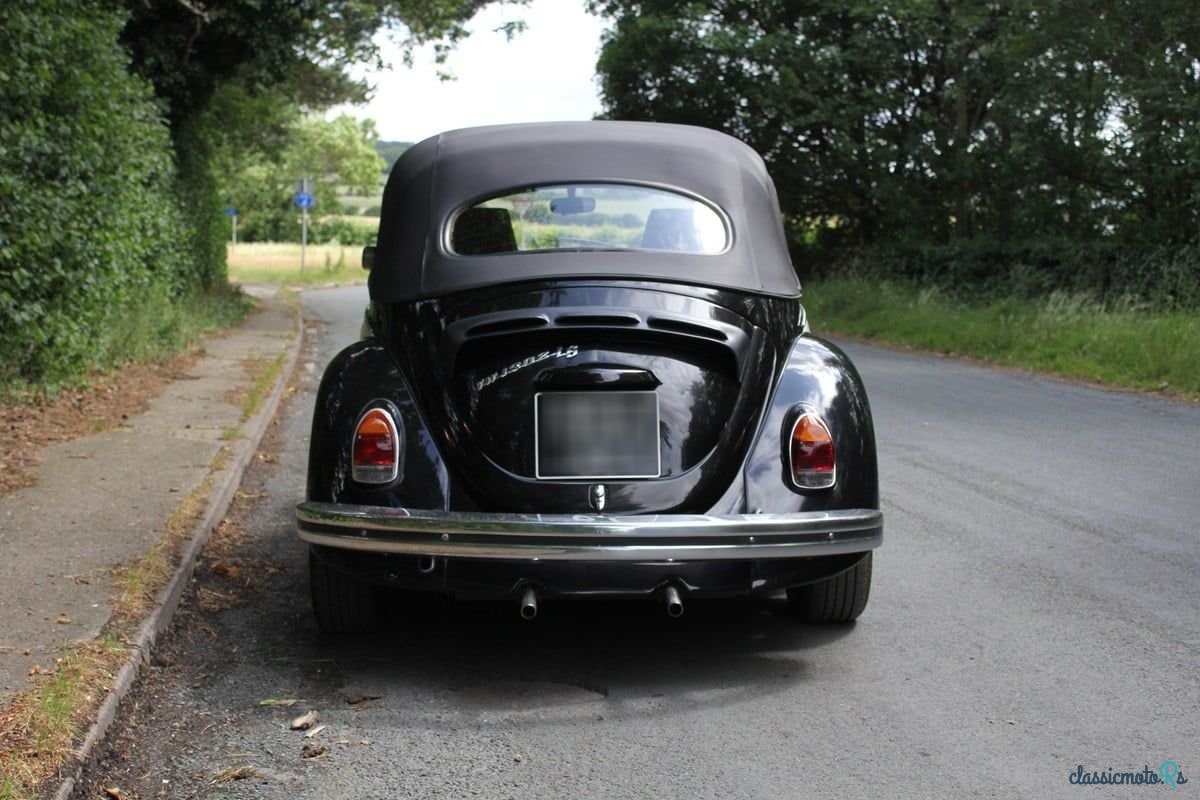 1972' Volkswagen Beetle photo #5