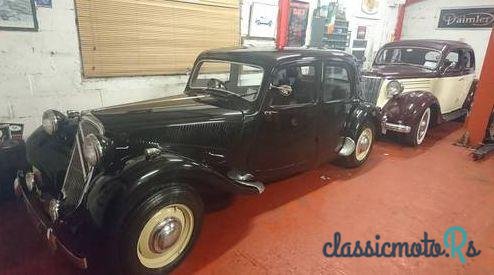 1952' Citroen Traction Light 15 photo #1