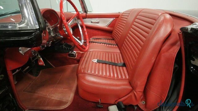 1957' Ford Thunderbird photo #3
