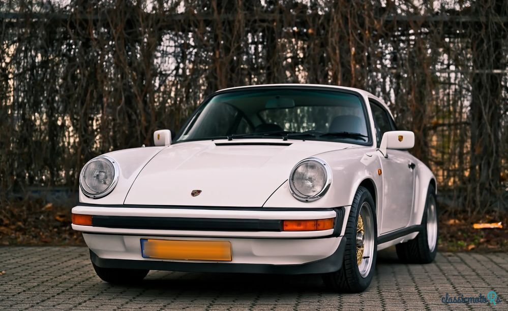 1980' Porsche 911 photo #1