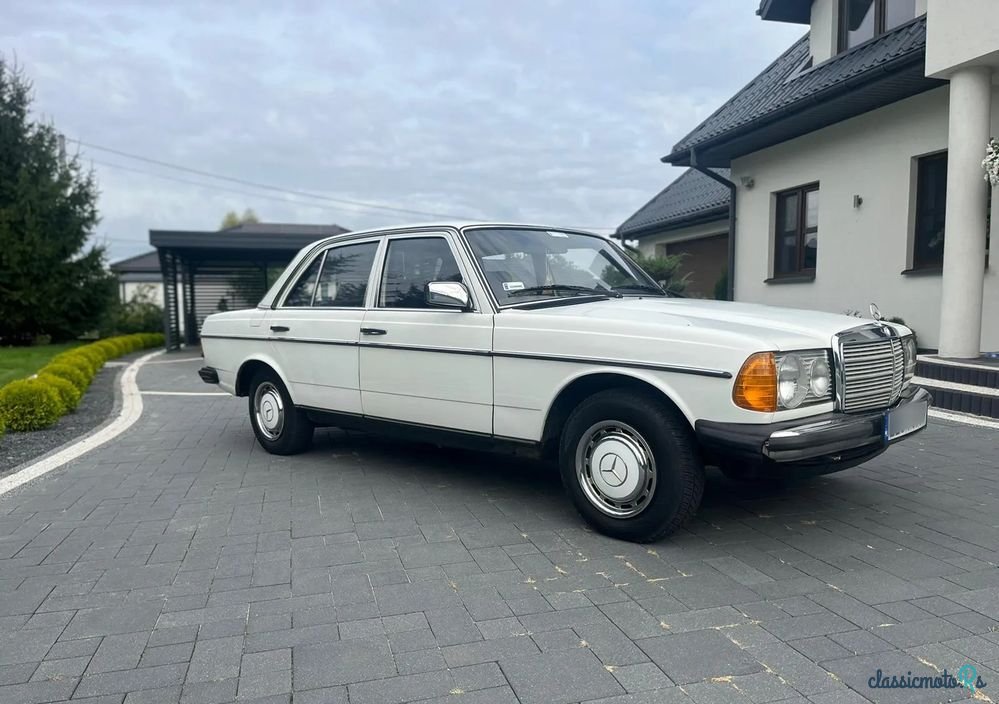 1980' Mercedes-Benz W123 photo #4