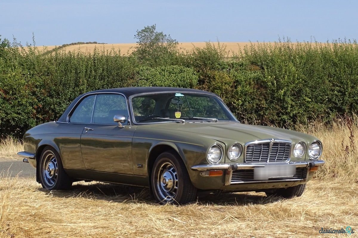 1976' Jaguar XJ photo #1