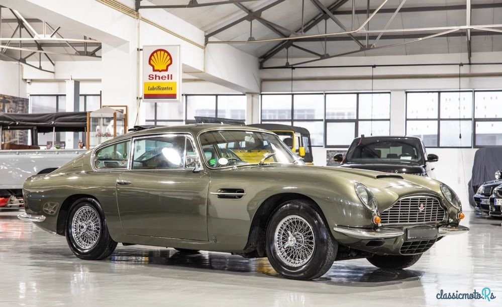 1968' Aston Martin DB6 Coupé photo #1