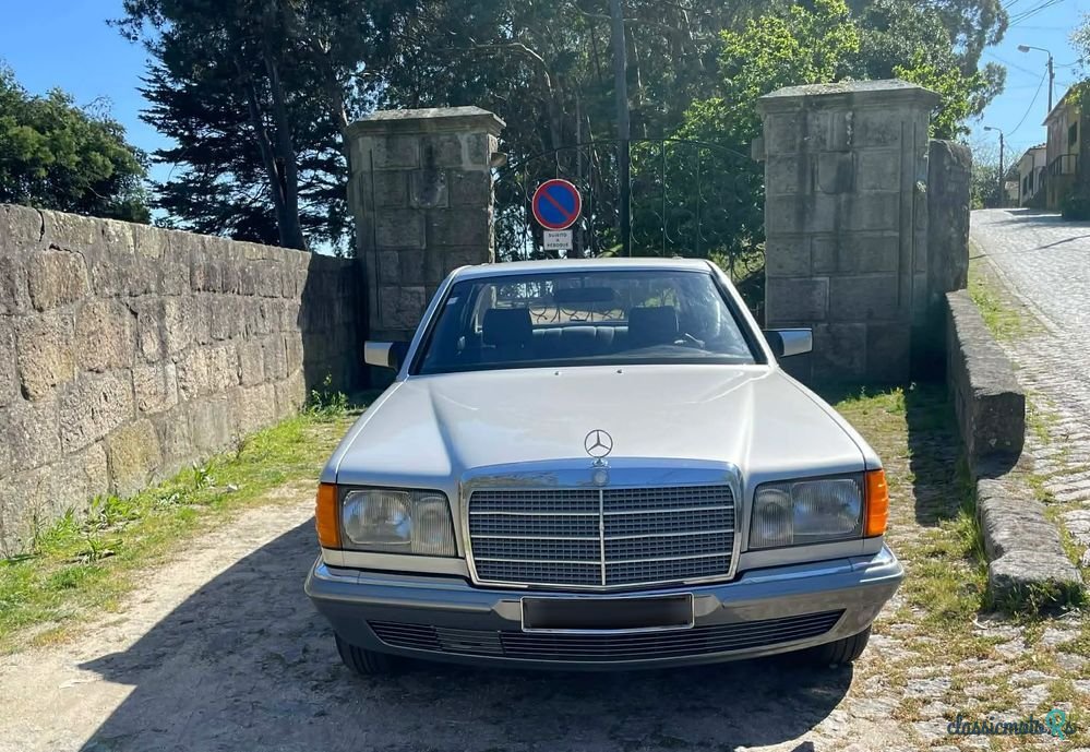 1982' Mercedes-Benz W126 photo #2