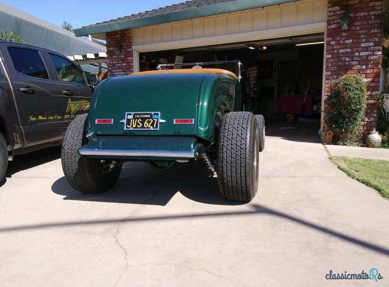 1932' Ford Model 18 photo #3