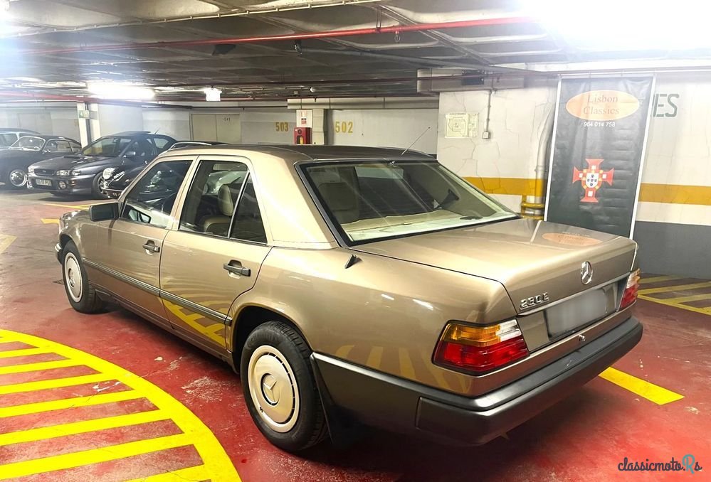 1987' Mercedes-Benz 230 E photo #5