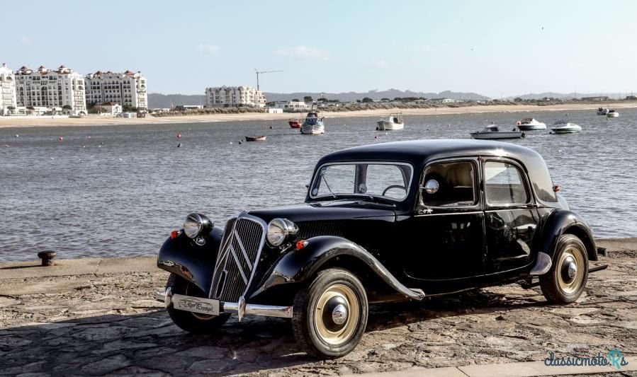 1957' Citroen 11 photo #1