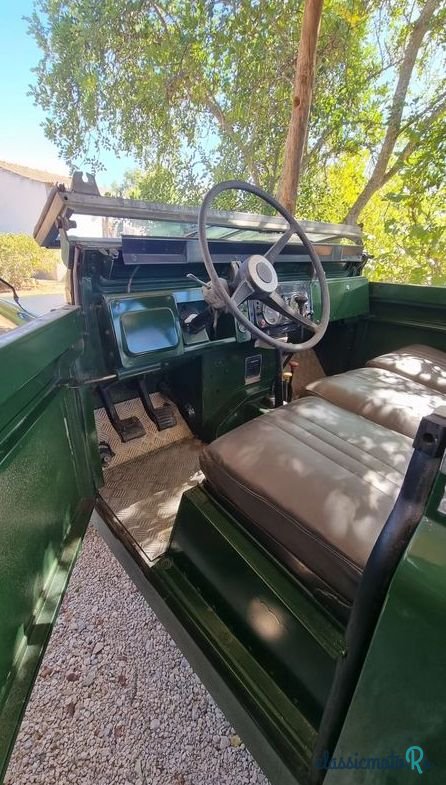 1968' Land Rover Serie II photo #4