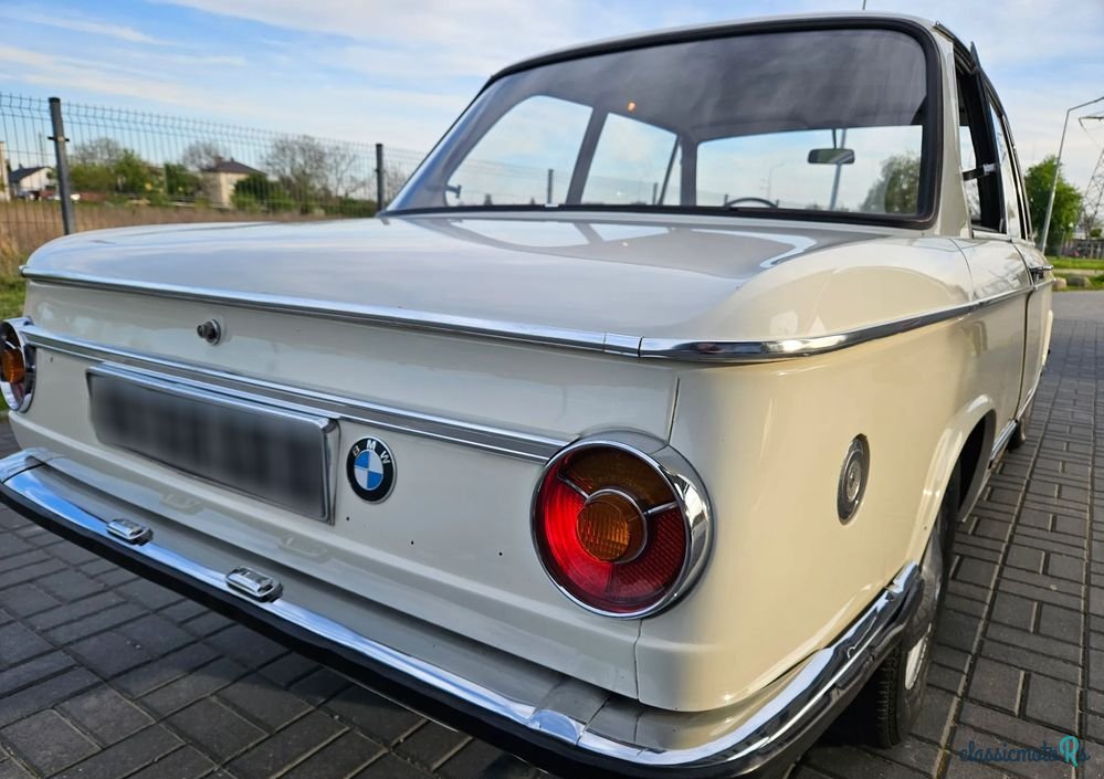 1971' BMW 1602-2 photo #3