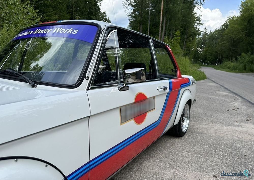 1975' BMW 1602 photo #5