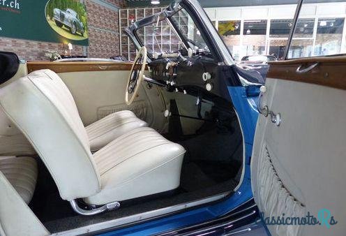 1938' BMW 327 photo #2