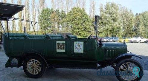 1924' Ford Cabrio photo #2