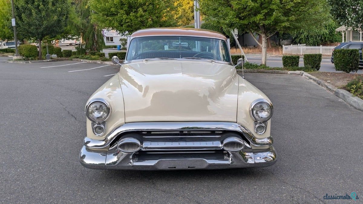 1953' Oldsmobile 88 photo #6