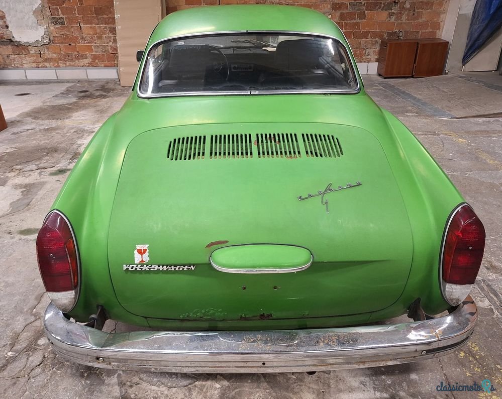 1972' Volkswagen Karmann Ghia photo #6