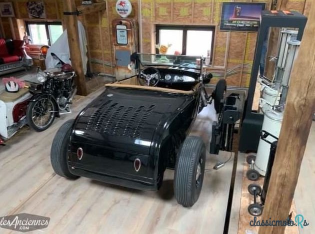 1929' Ford Roadster photo #4