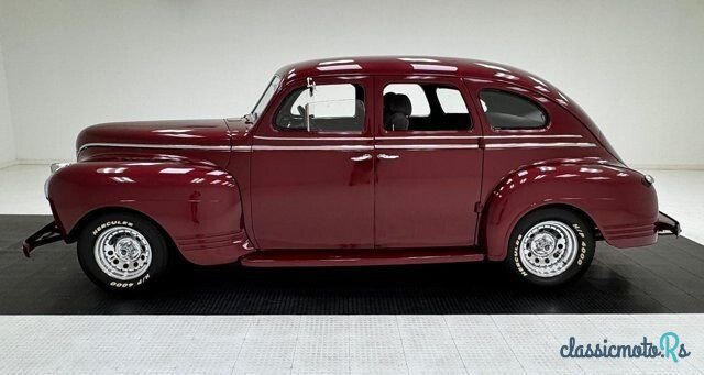 1941' Plymouth Special Deluxe photo #2