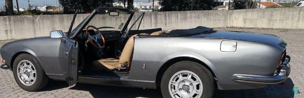 1971' Peugeot 504 photo #2