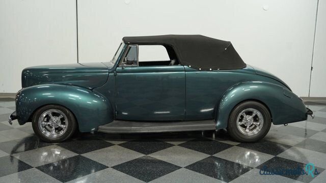 1940' Ford Deluxe photo #2