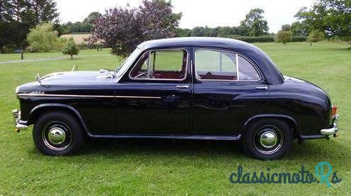 1956' Morris Isis De Lux Saloon photo #3