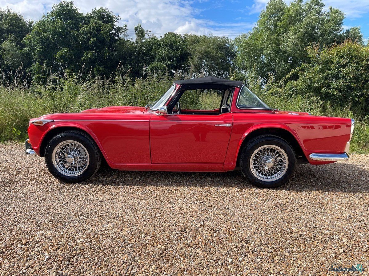 1967' Triumph TR4 photo #2