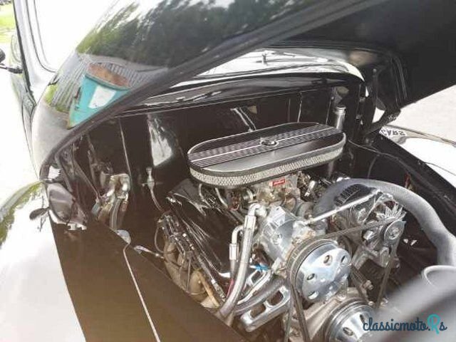 1946' Ford Custom photo #2