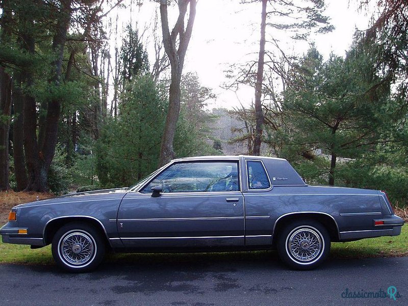 1987' Oldsmobile Cutlass Supreme photo #3